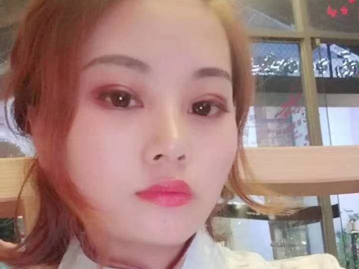Imagen de perfil de modelo de cámara web de wuzhiqing
