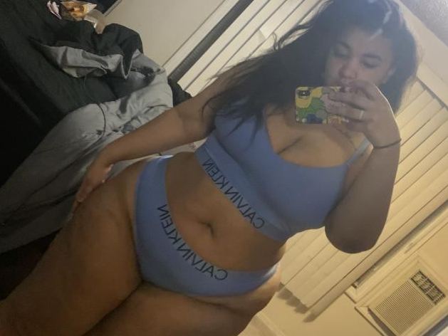 Image de profil du modèle de webcam Jess_mess22