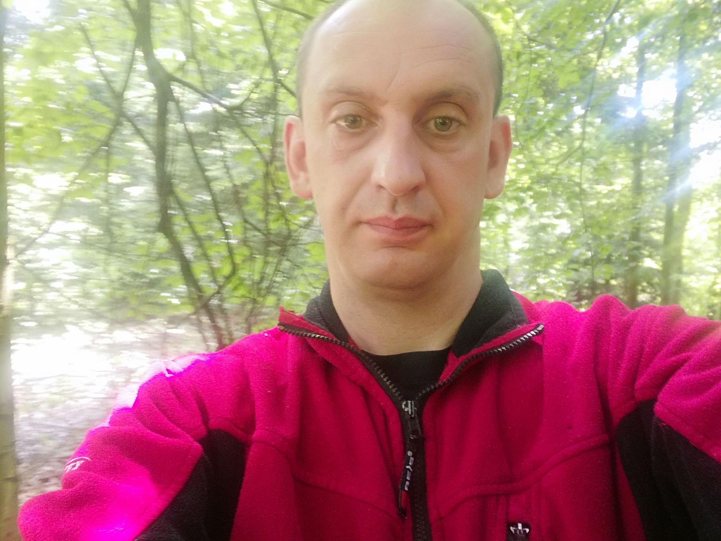 Image de profil du modèle de webcam Alekxxy