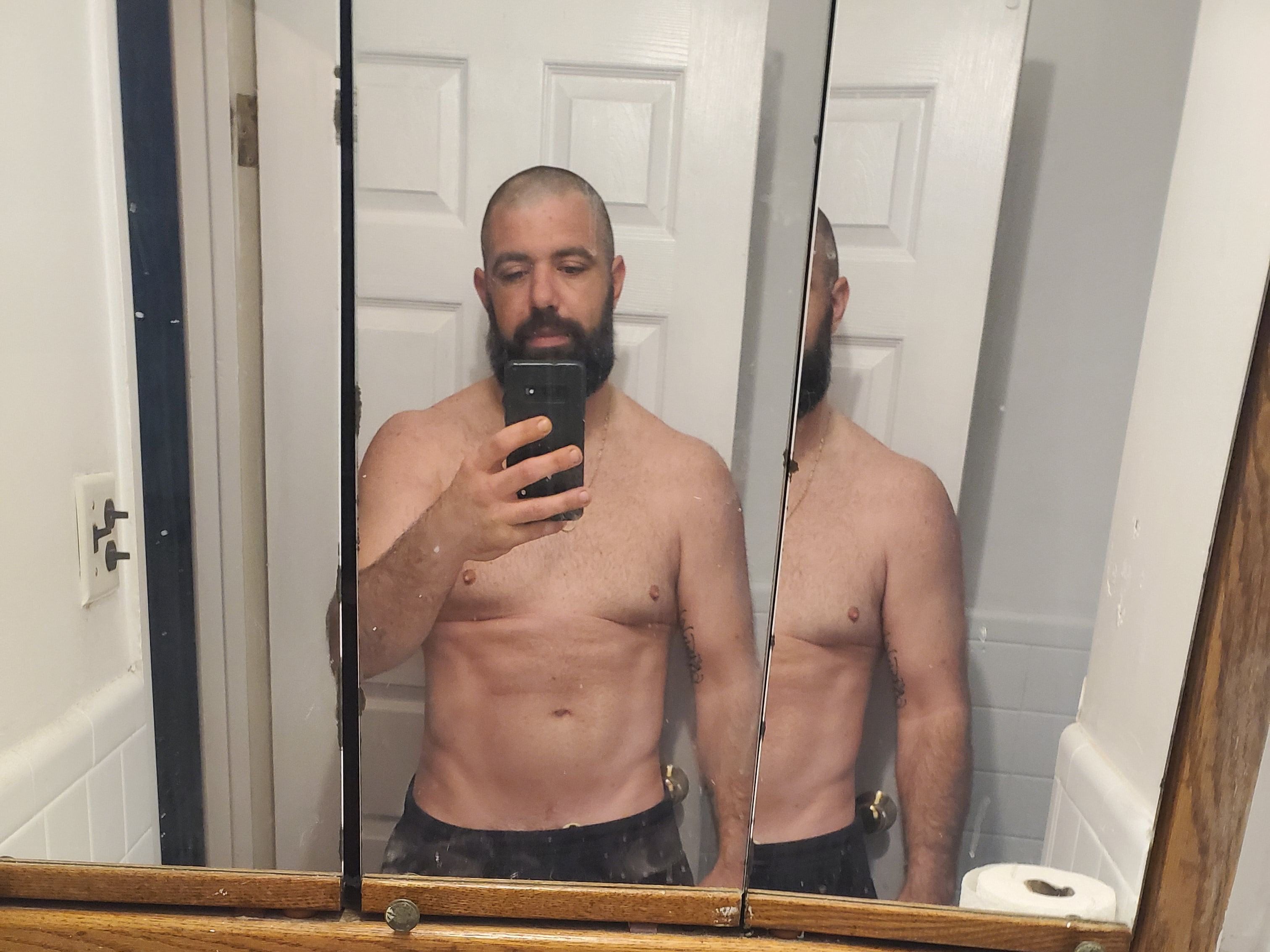 Foto de perfil de modelo de webcam de lhuboxer18 