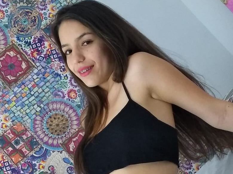 Caroline_Joness Profilbild des Cam-Modells 