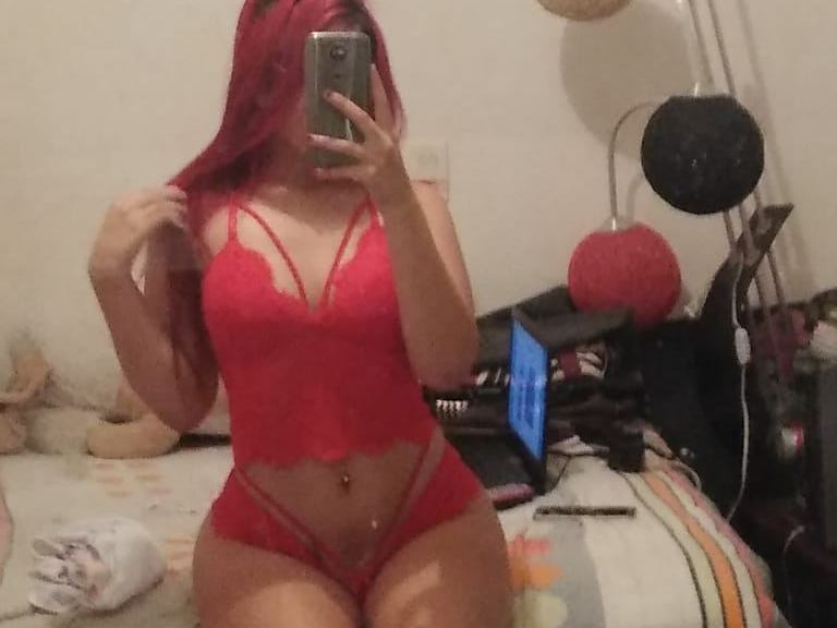 Charlott_Hot profielfoto van cam model 