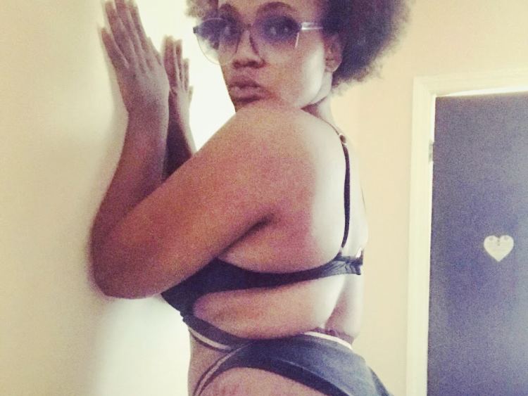 Image de profil du modèle de webcam Bhadsc