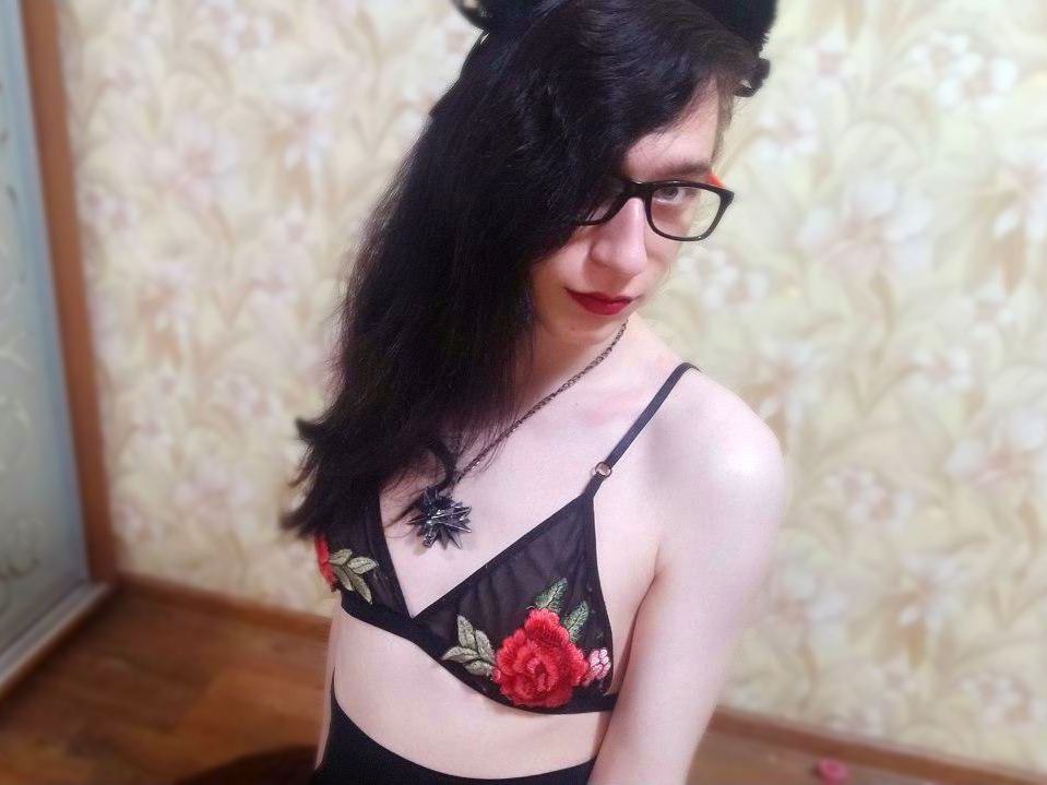 Image de profil du modèle de webcam KittyMira