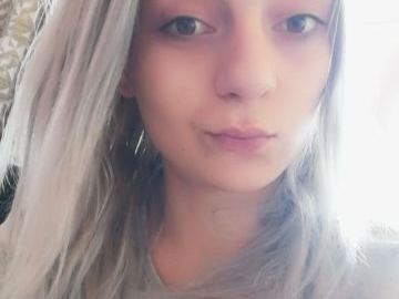Image de profil du modèle de webcam AyaNicole