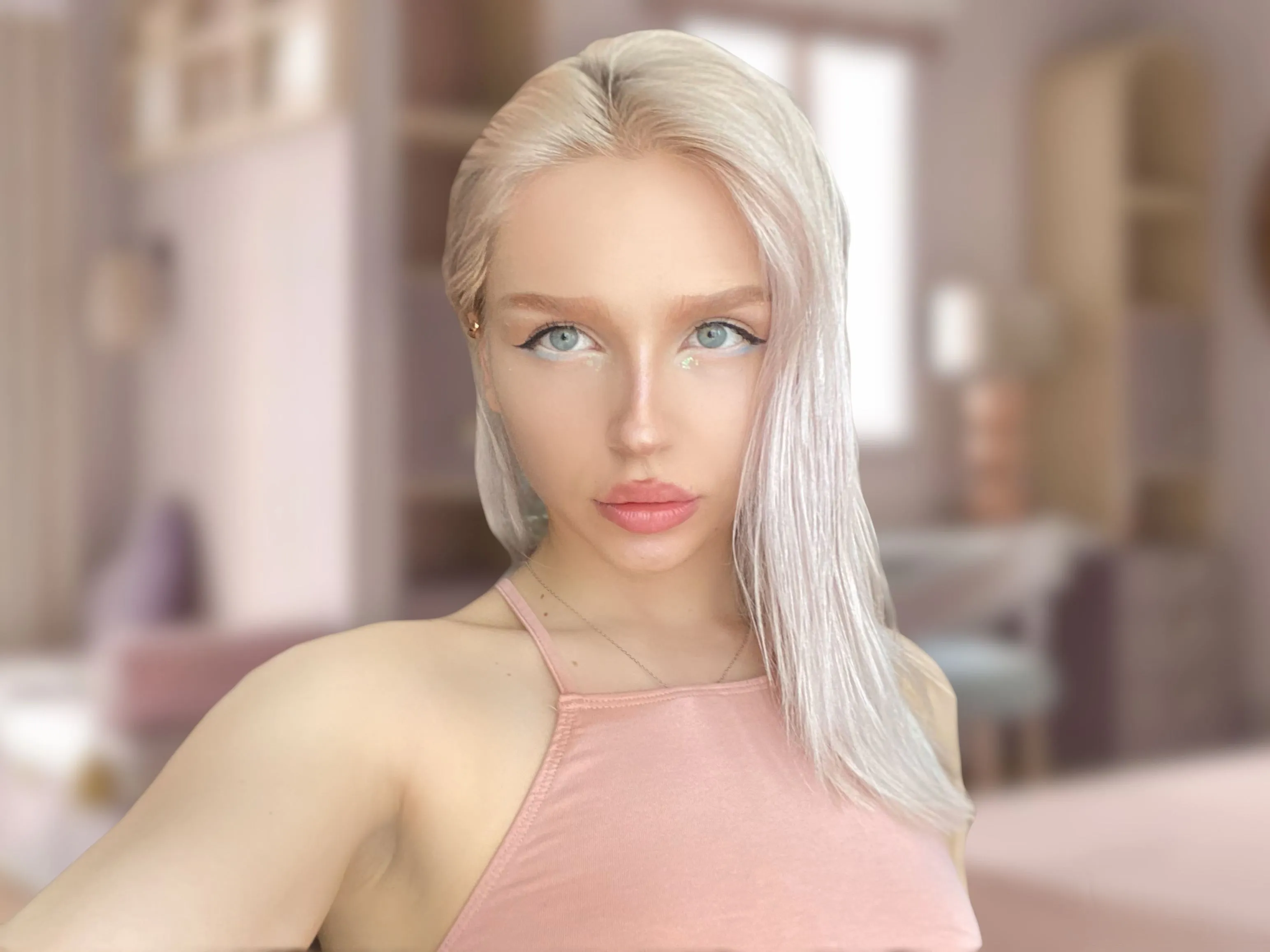 RomanticQueen cam model profile picture