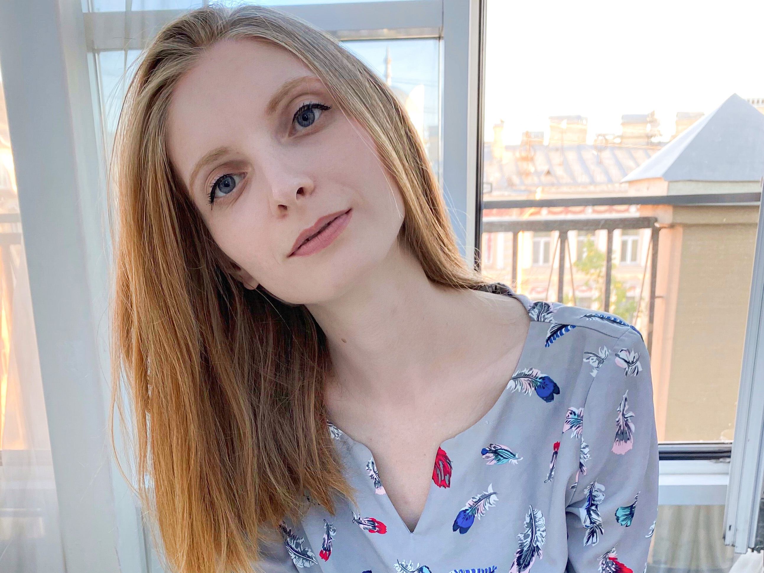 MiaLark immagine del profilo del modello di cam