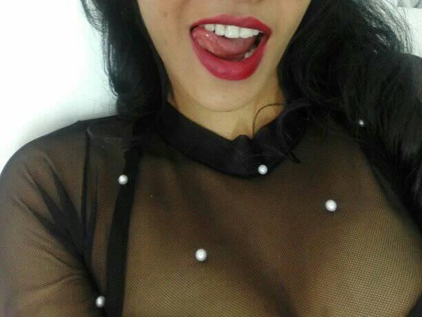 Adelle_Rouss immagine del profilo del modello di cam