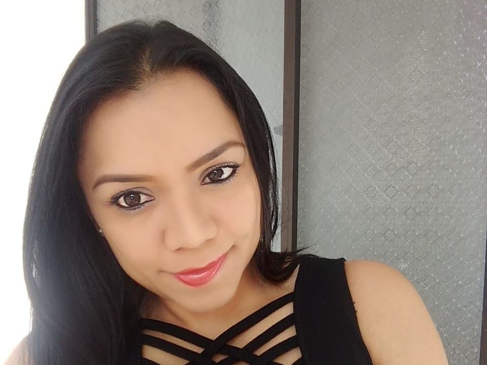 Image de profil du modèle de webcam luna_sexxx