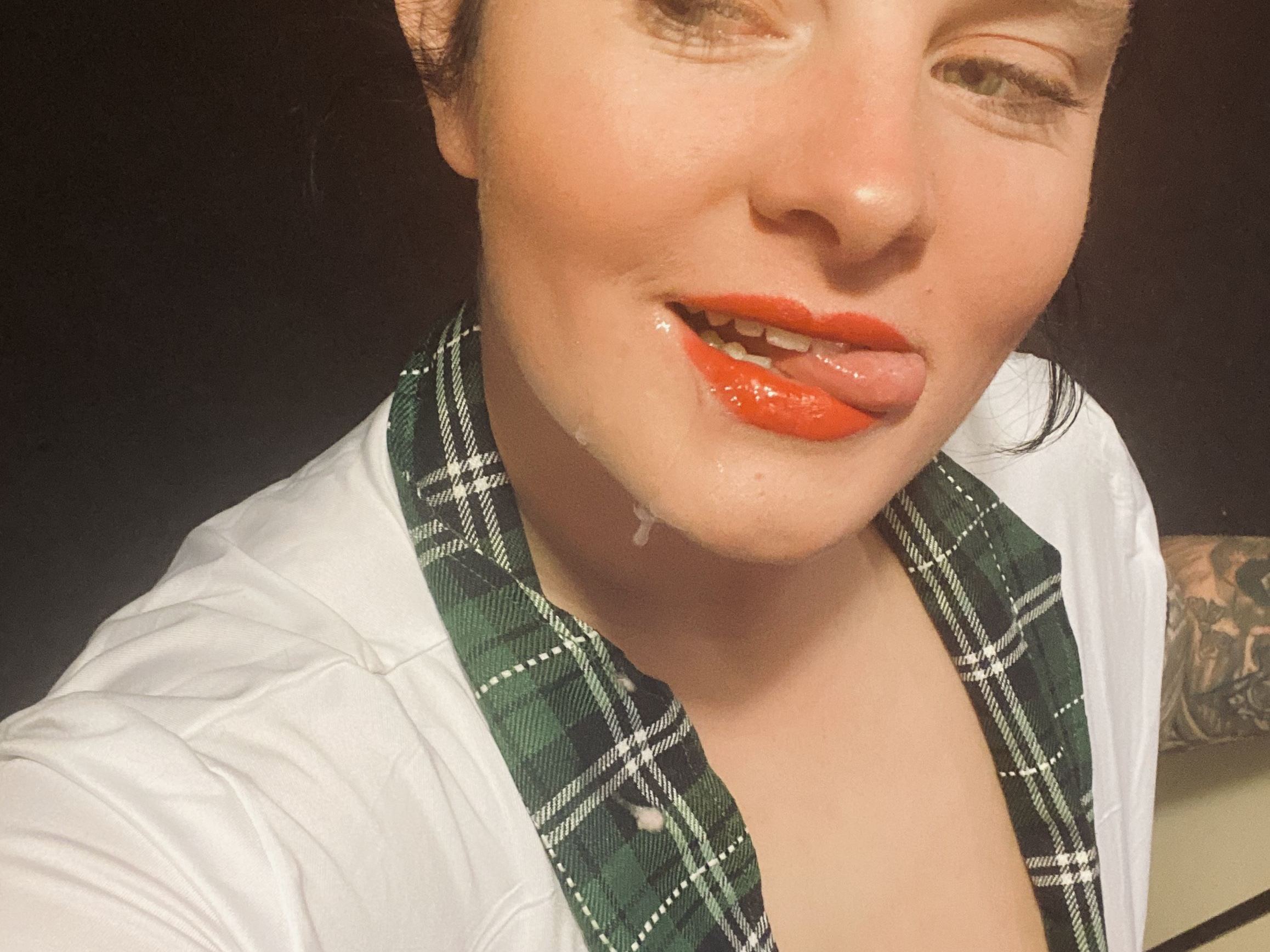 Image de profil du modèle de webcam MiaAriana