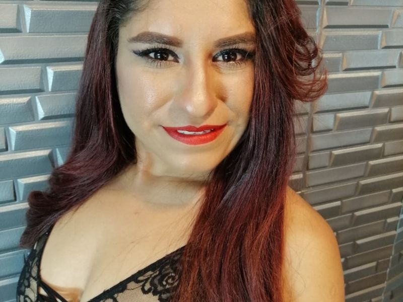 Julyana_Hot cam model profile picture 