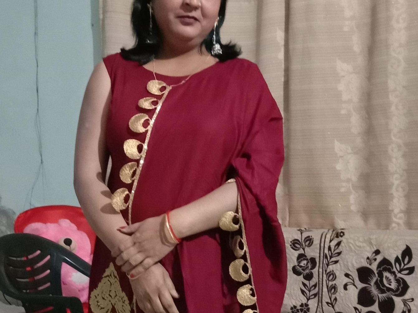 indianhotbani immagine del profilo del modello di cam