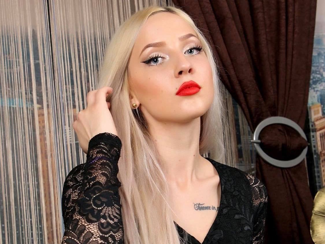 ArisLouanna profilbild på webbkameramodell 