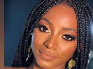 Image de profil du modèle de webcam kriss_reyes