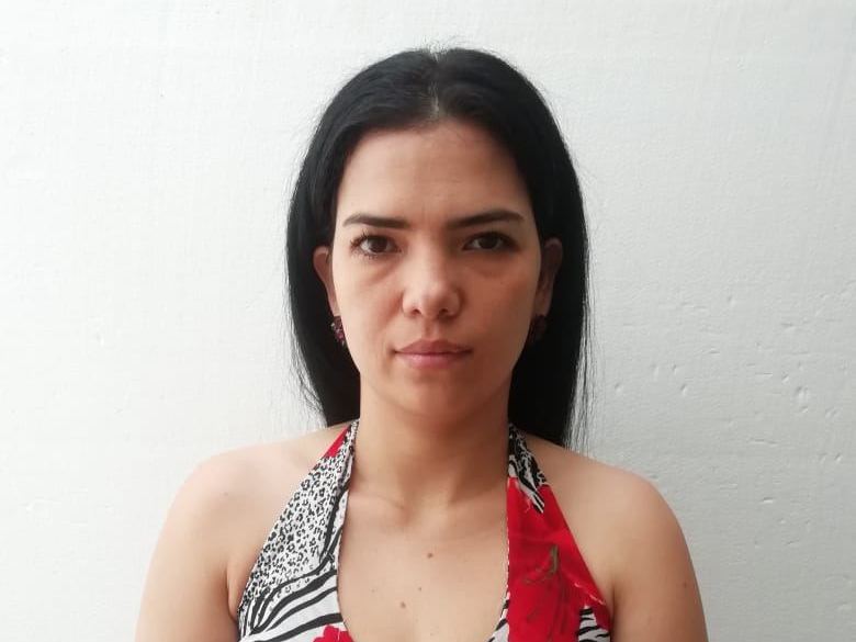 mirella_rose Profilbild des Cam-Modells 