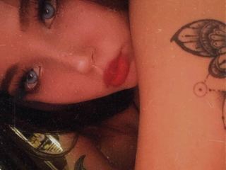 Image de profil du modèle de webcam asian_velvet