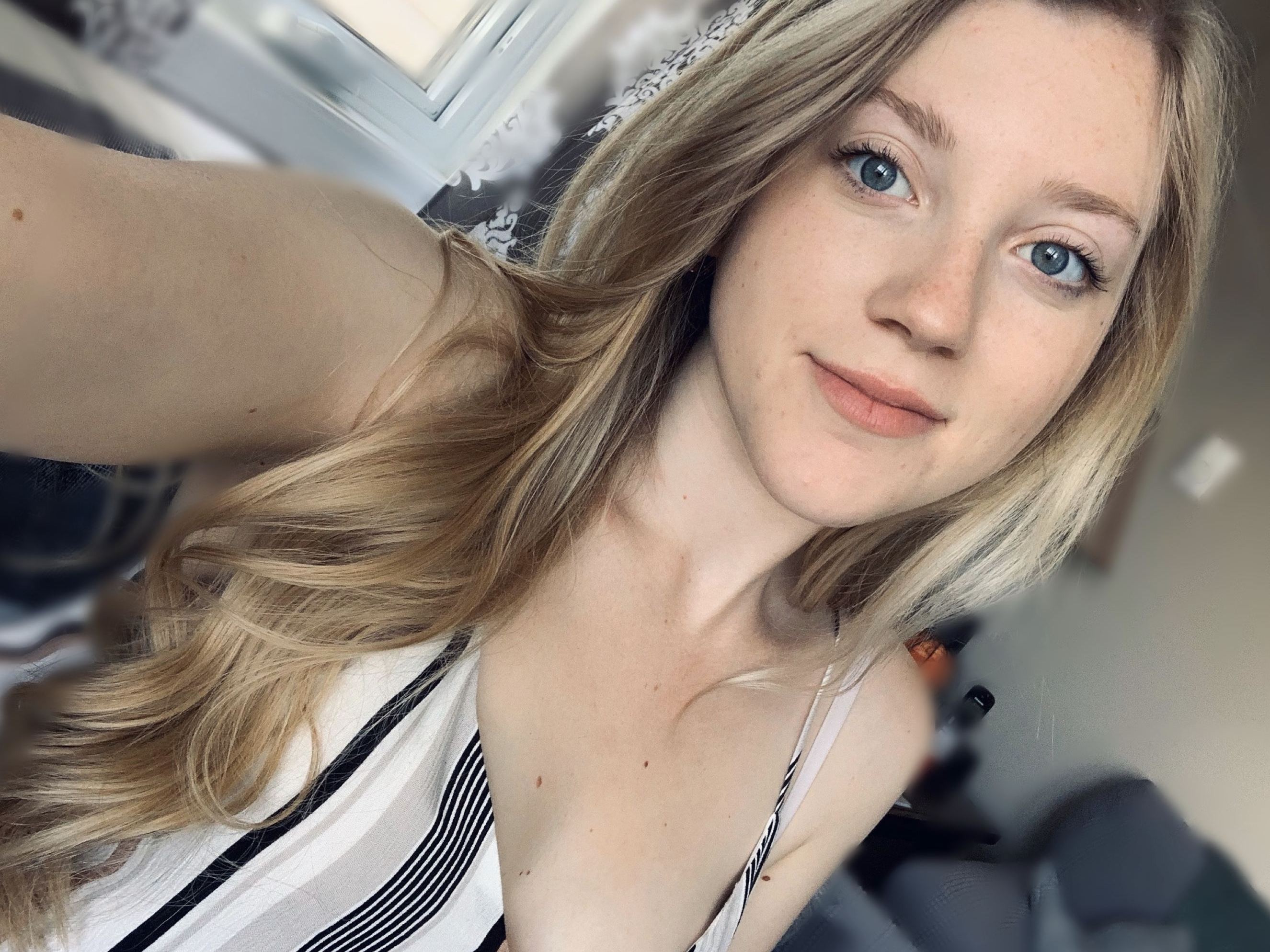 Pinkblondexo profielfoto van cam model 