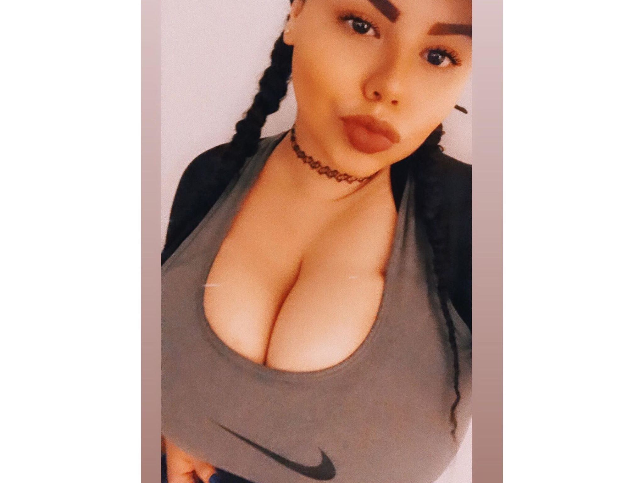 Foto de perfil de modelo de webcam de Bigmellons 