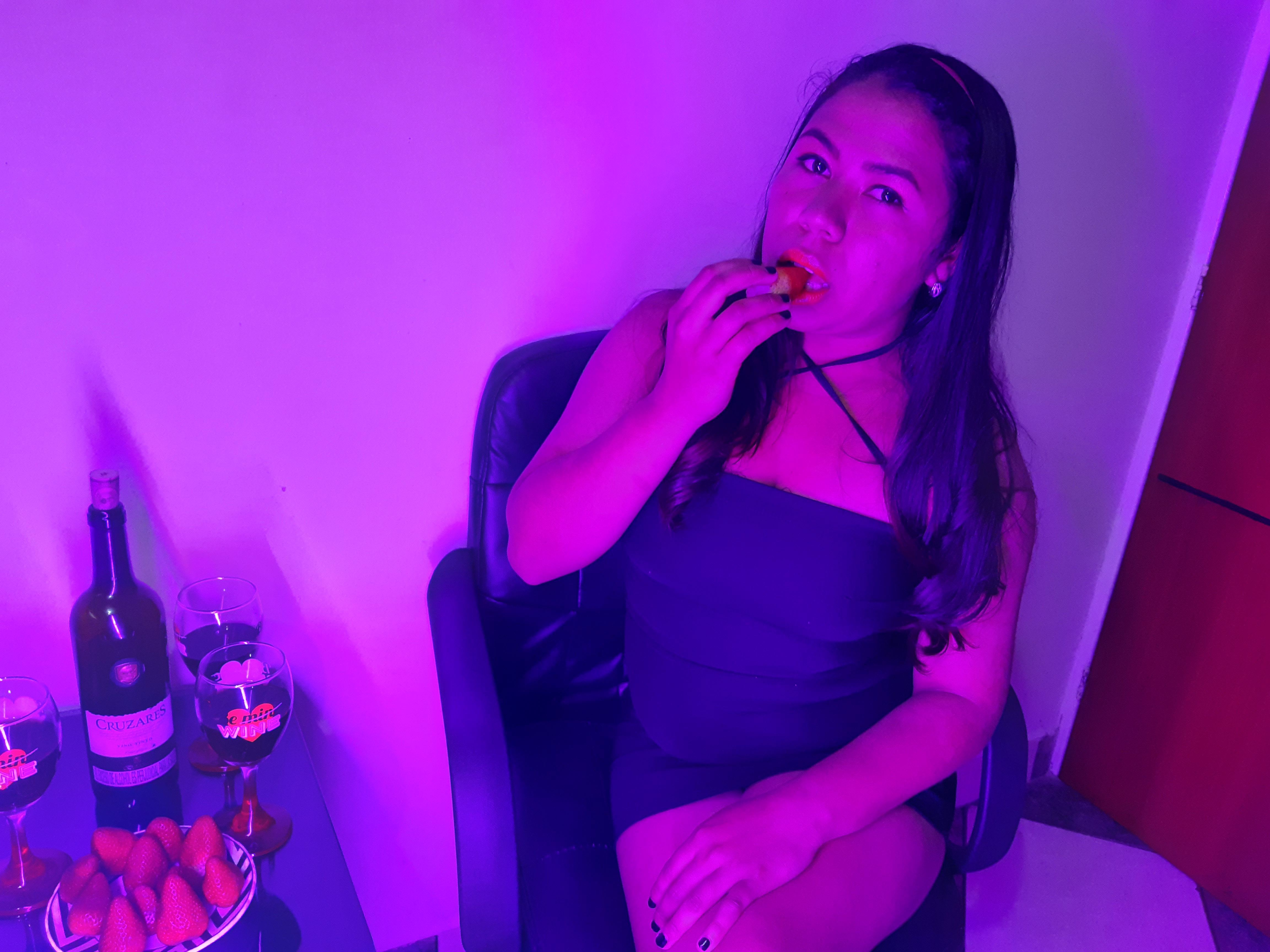 Imagen de perfil de modelo de cámara web de Badkittydoll