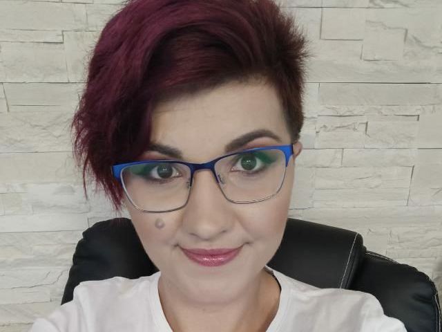 SamantthaJhonnes cam model profile picture 