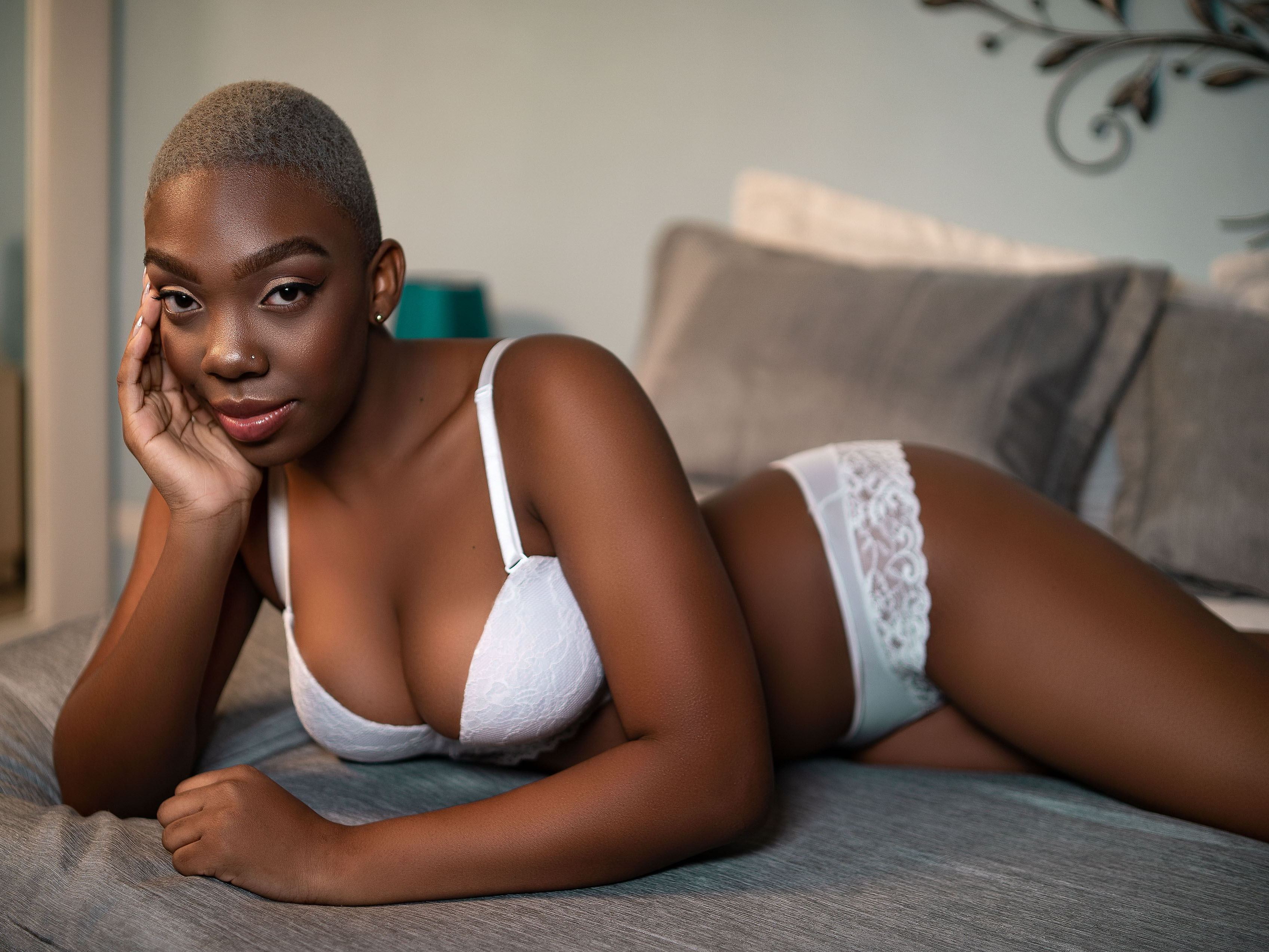 Image de profil du modèle de webcam AyahHudson