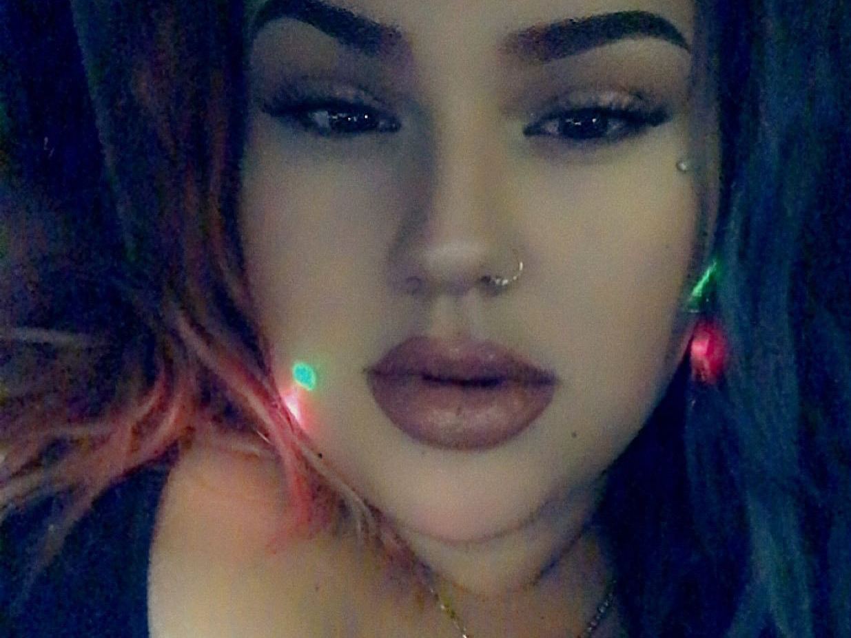 Image de profil du modèle de webcam JuicyyKayyxxx