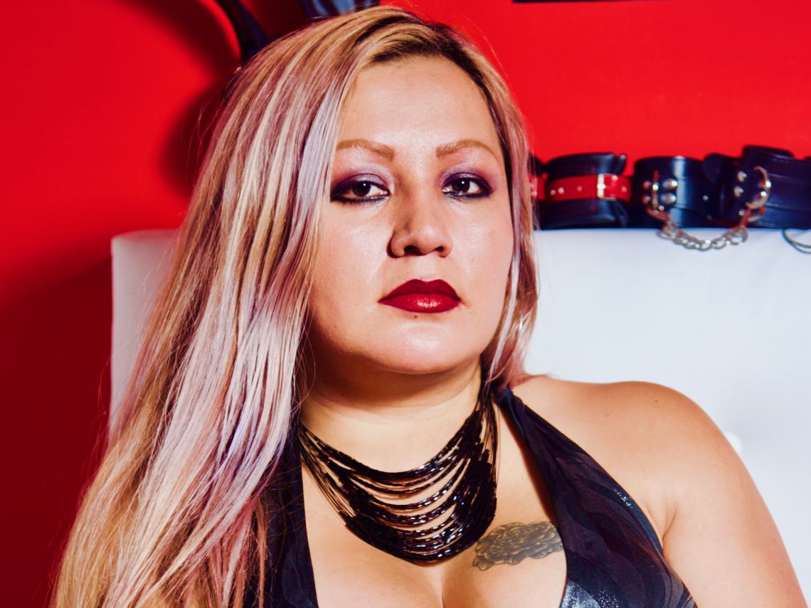 Image de profil du modèle de webcam NaughtyScarlet