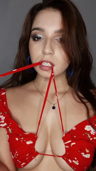 Interprete ArianaWolff Foto 4