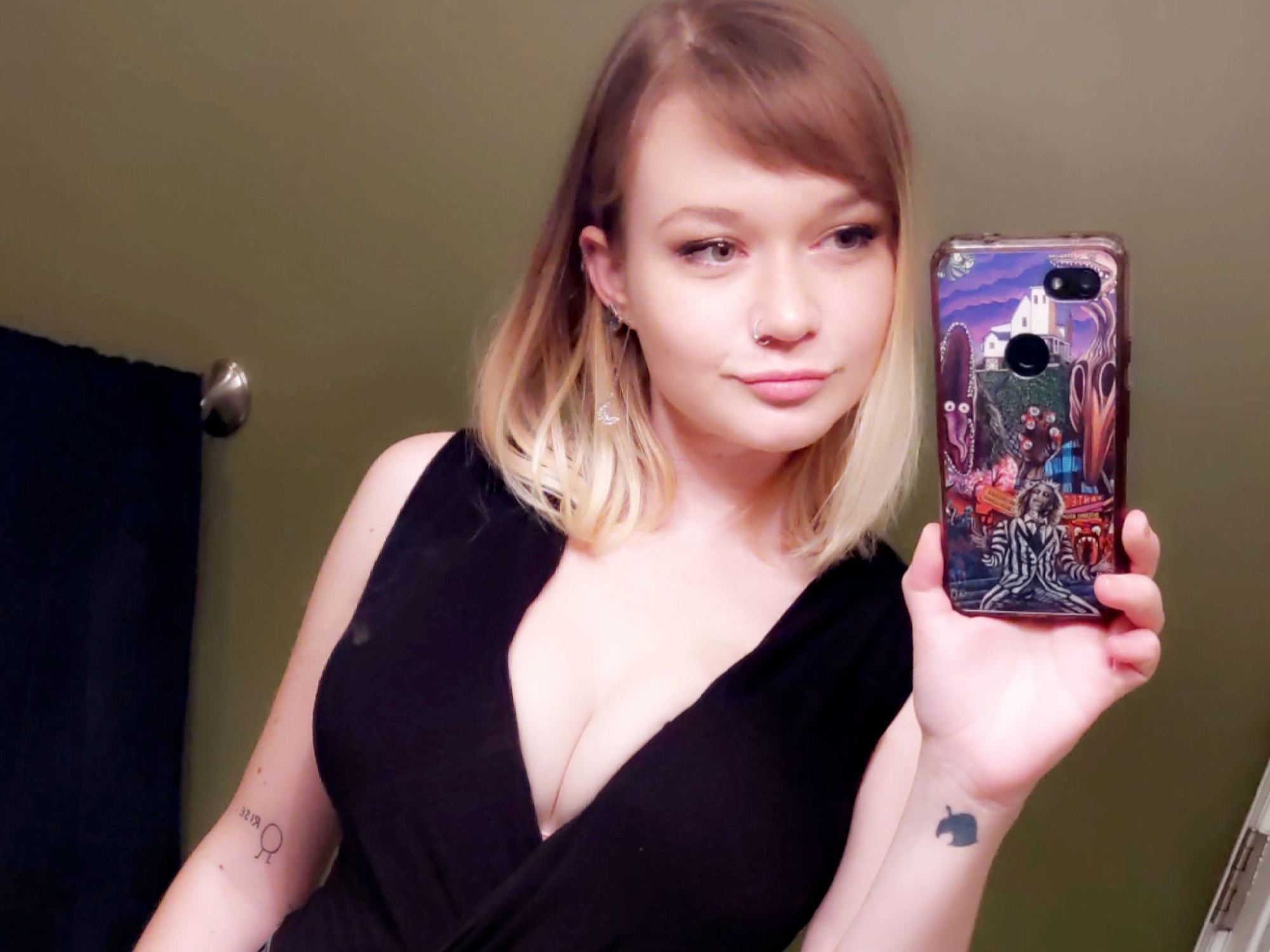 JosieDay profilbild på webbkameramodell 