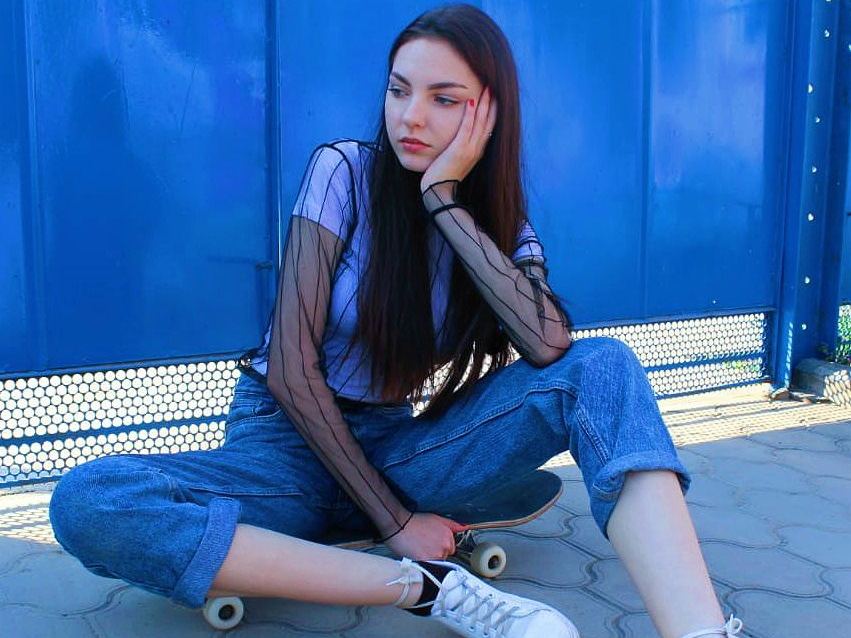Image de profil du modèle de webcam Naomi_Sato
