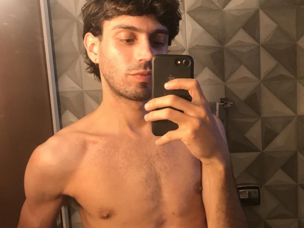 Foto de perfil de modelo de webcam de lucastora 