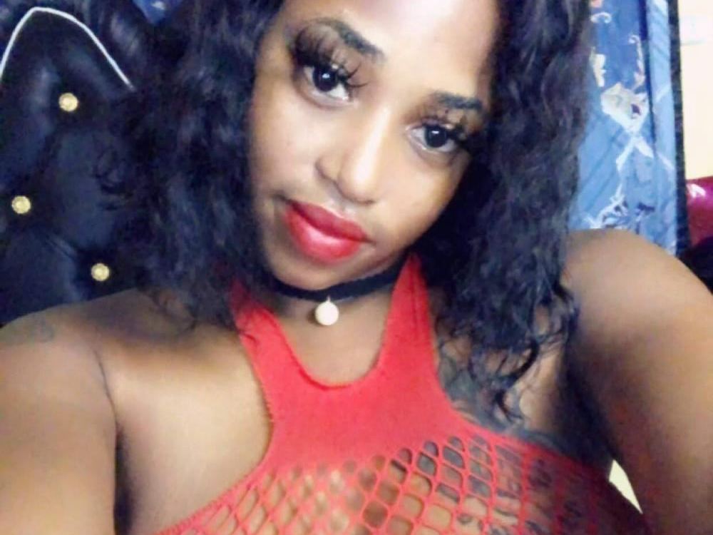 Foto de perfil de modelo de webcam de Tiera_dimples 