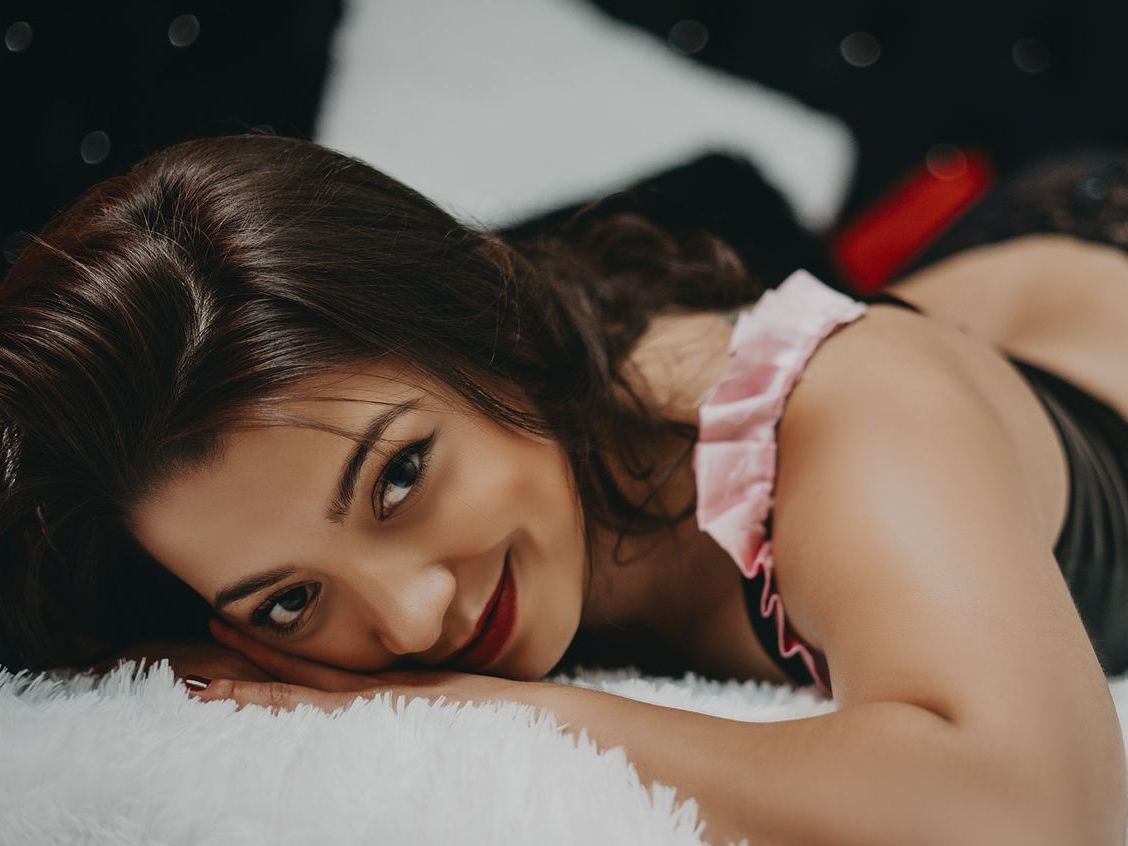 Image de profil du modèle de webcam HarmonyClark