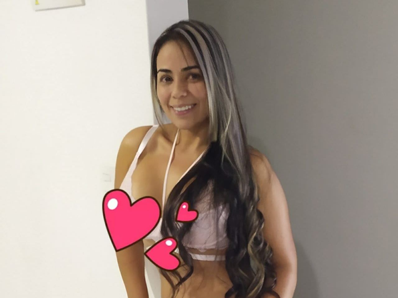 Image de profil du modèle de webcam Caroline_James