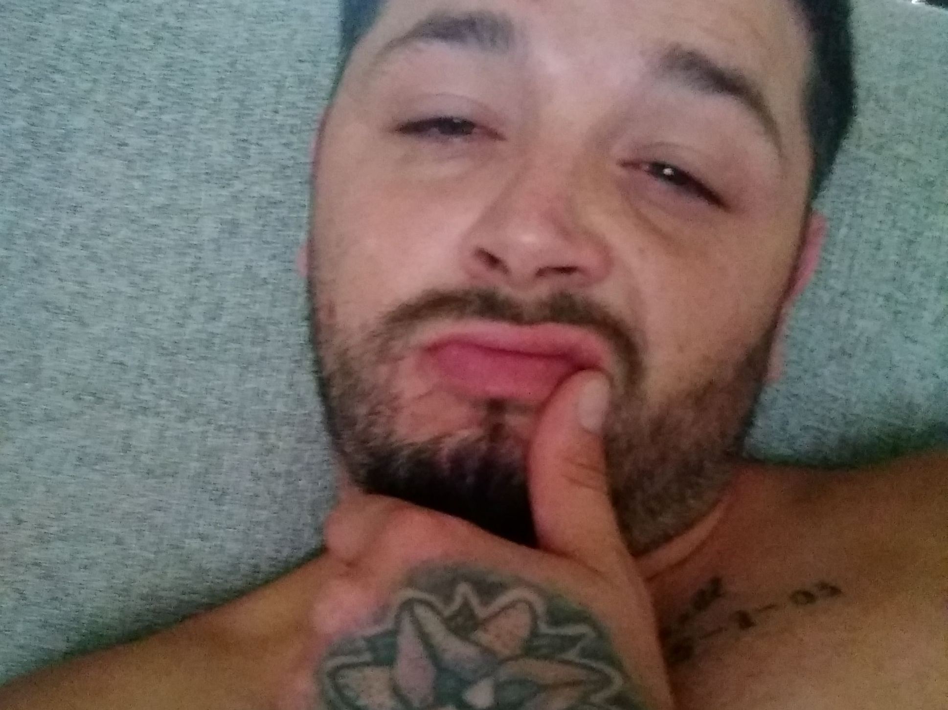 Image de profil du modèle de webcam Johnsonxxxxx