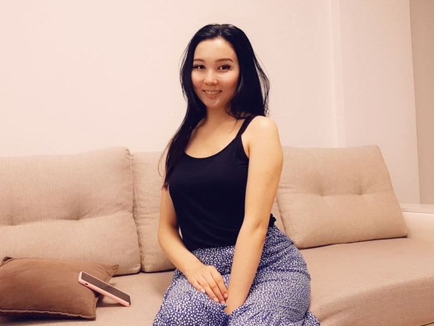 Image de profil du modèle de webcam SallyLi