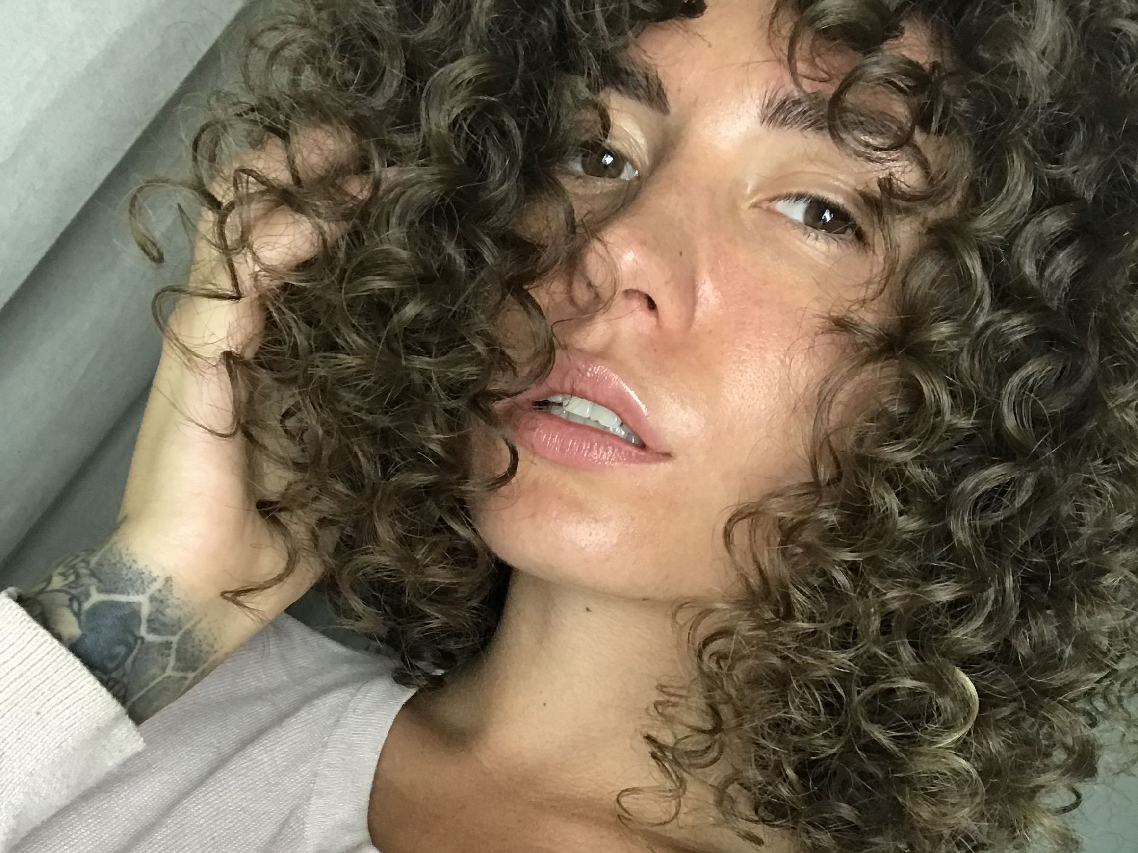 Image de profil du modèle de webcam klubni4ka_lena