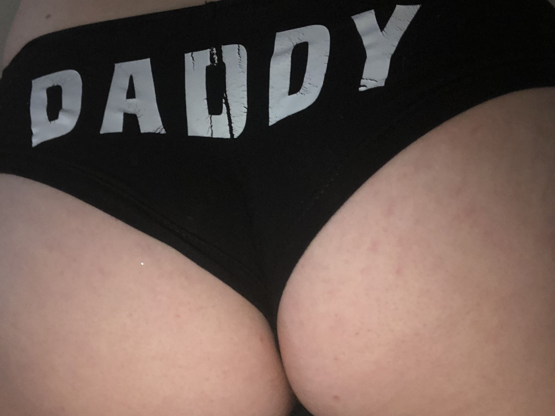 Trishluvs2cum profielfoto van cam model 