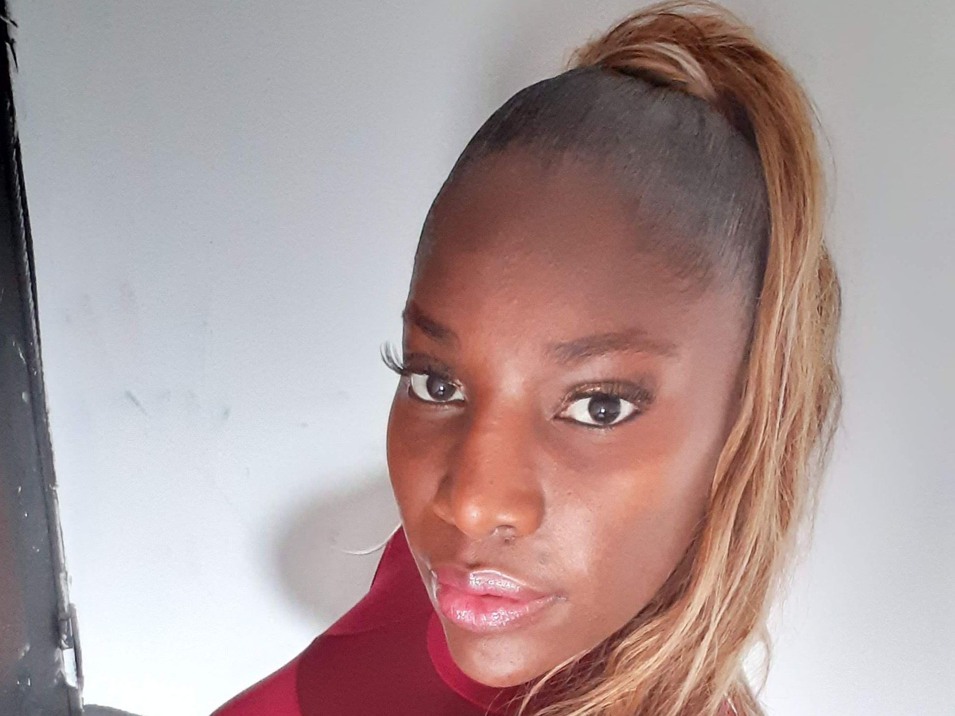 Image de profil du modèle de webcam pamelazaenz