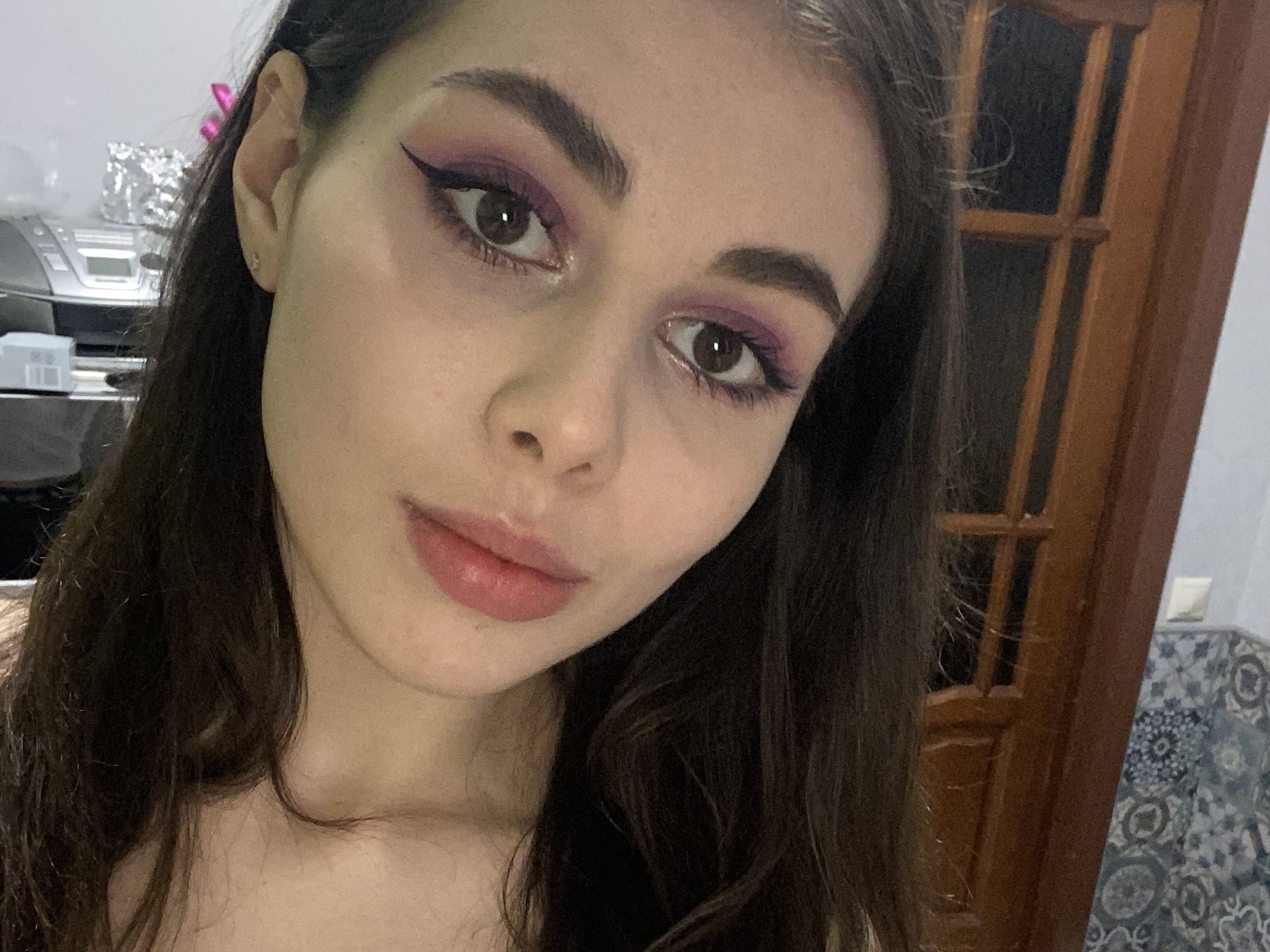 Imagen de perfil de modelo de cámara web de Nikki_Neo