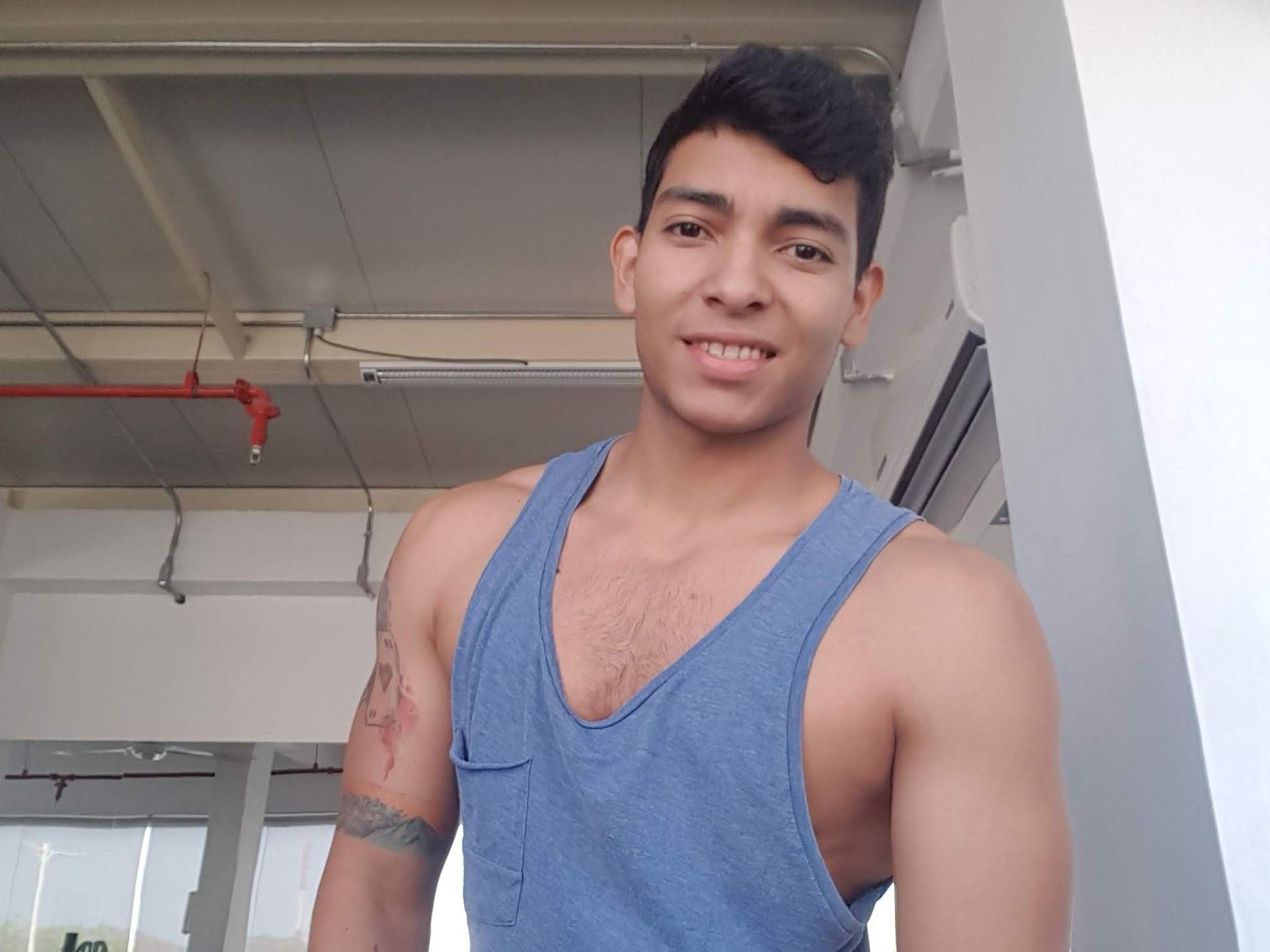 Donnyhot18 cam model profile picture 