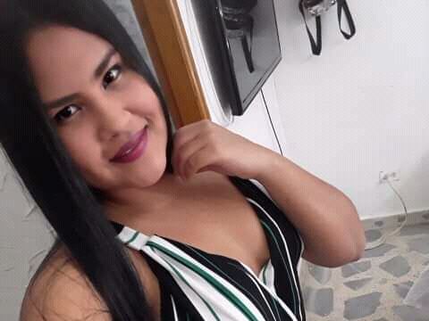 Image de profil du modèle de webcam MACARENA_BROWN