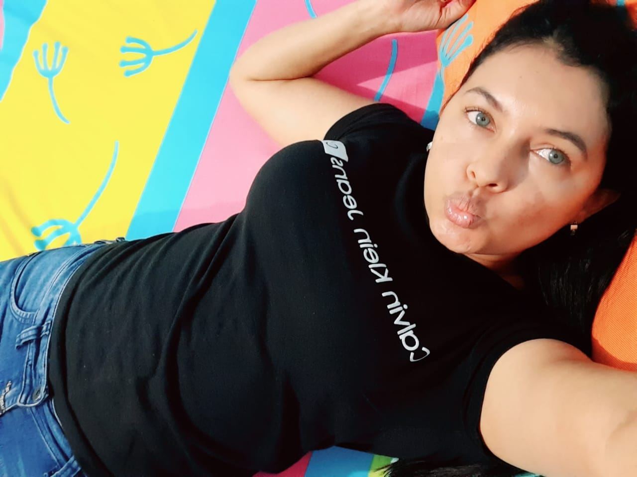 Profilbilde av Nhatasha_Rocha webkamera modell