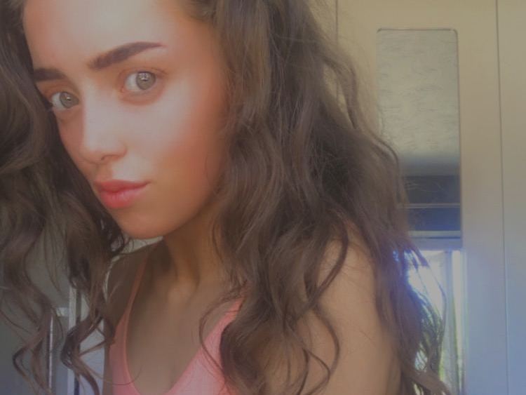 Image de profil du modèle de webcam Megs_Aniston