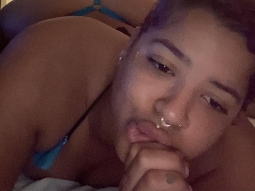 Image de profil du modèle de webcam Samantha_Brielle