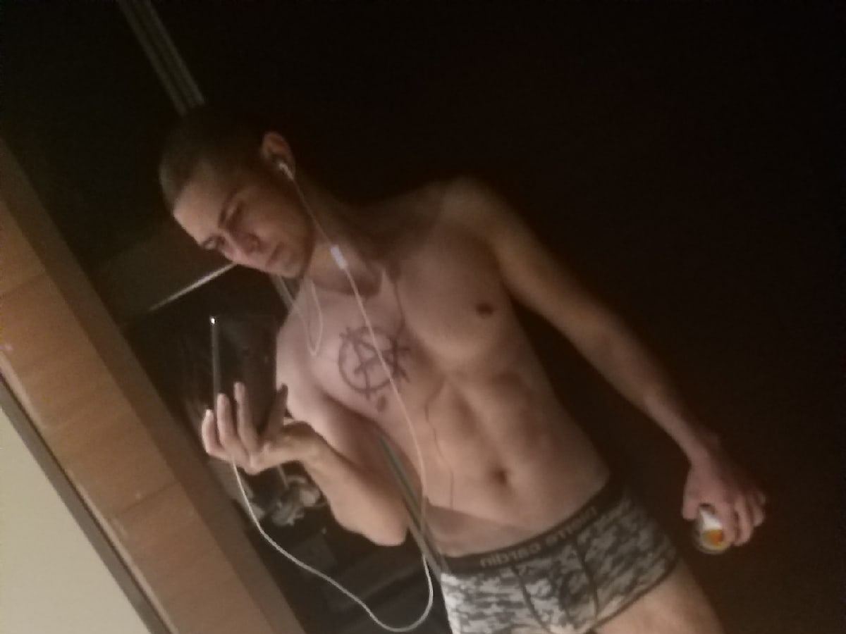 ErrorCrite immagine del profilo del modello di cam