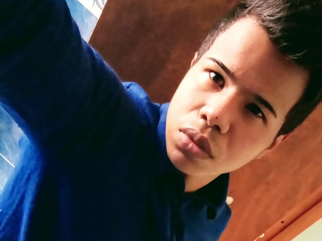 Imagen de perfil de modelo de cámara web de ruben_gomez