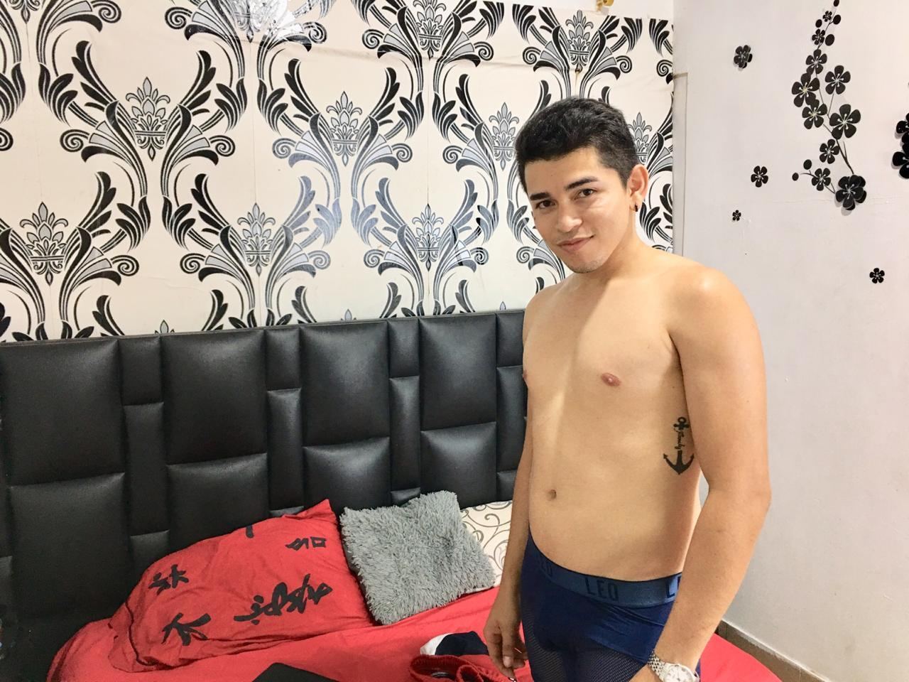 ThiagoStrong Profilbild des Cam-Modells 