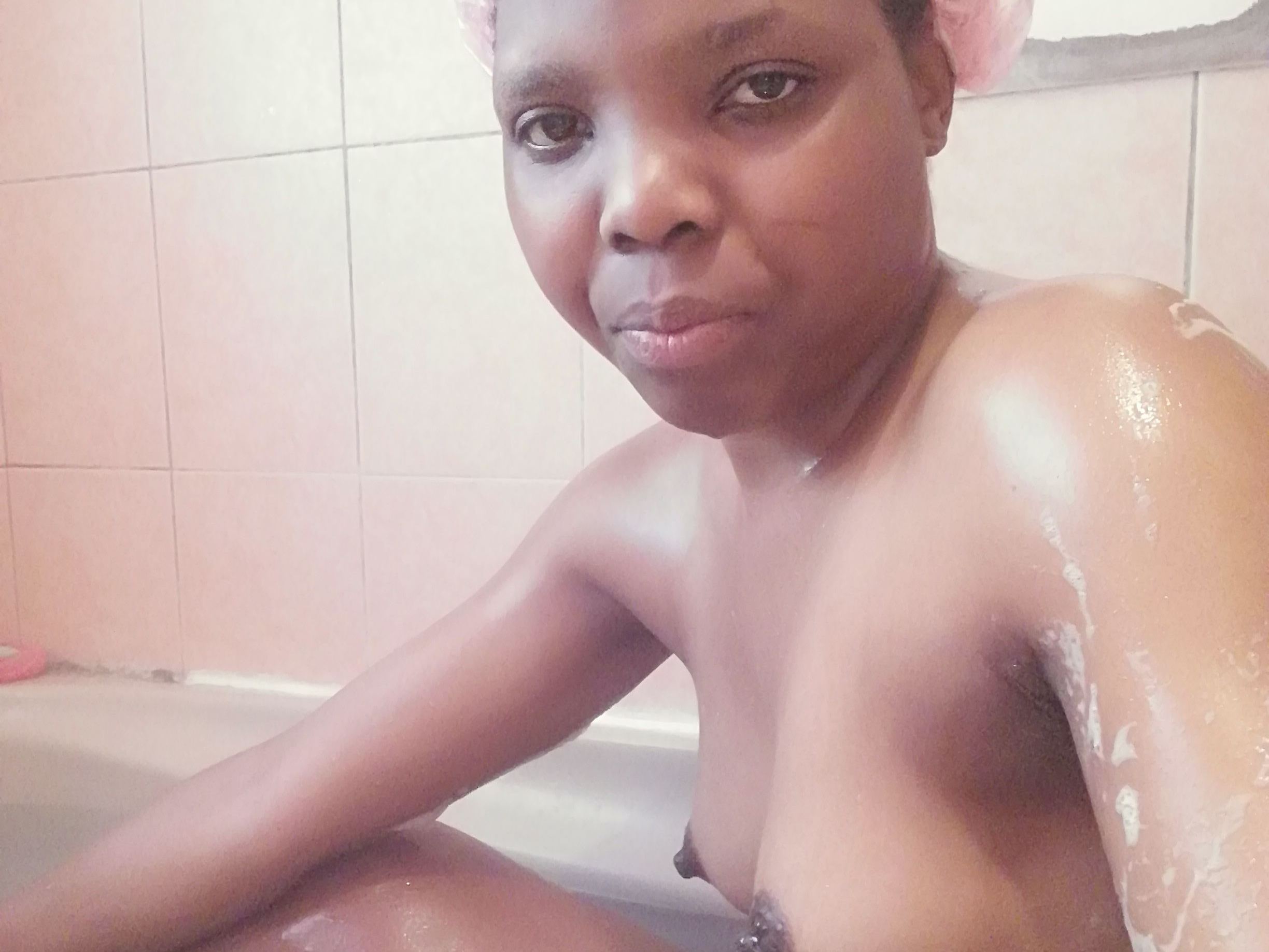 Bbytee Profilbild des Cam-Modells 