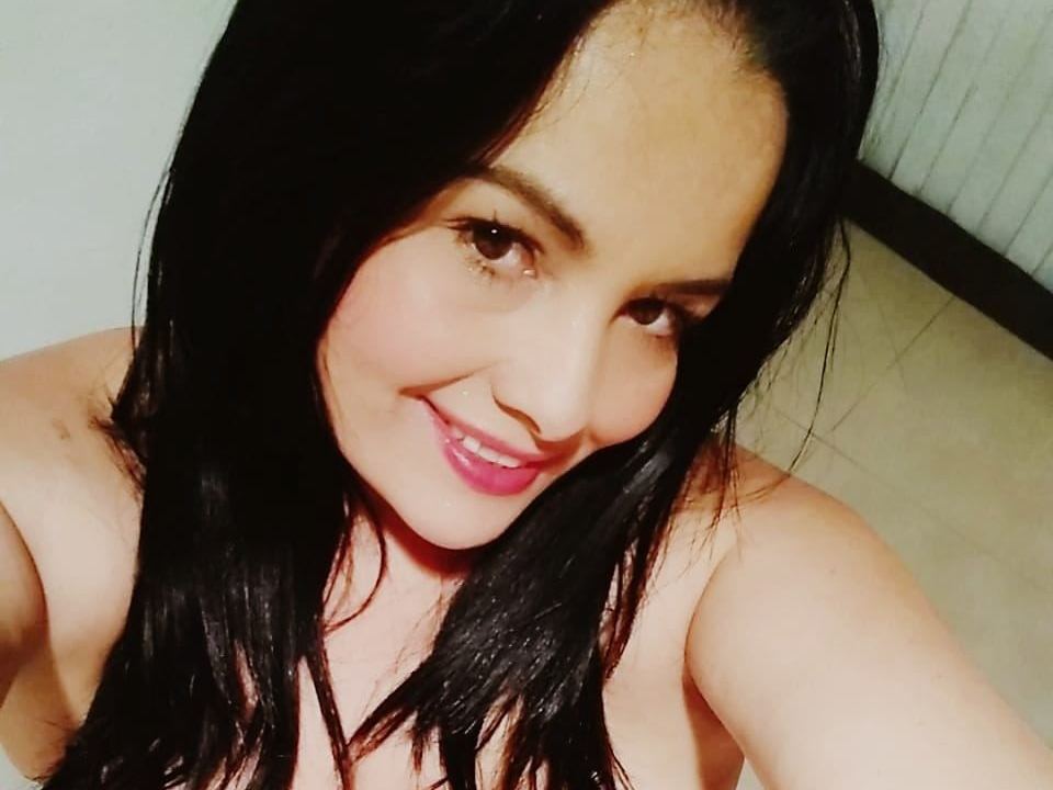 HANA_COLLINS profilbild på webbkameramodell 